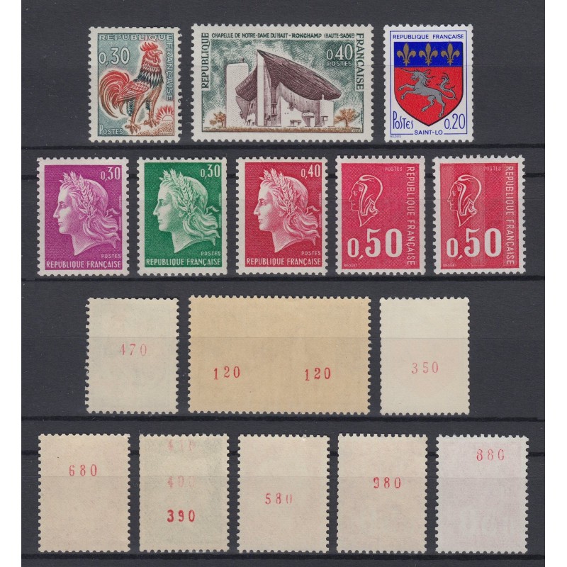 Lot de 8 timbres avec numéro rouge au verso, tous neufs ** sans charnière SUP Lot de 8 timbres avec numéro rouge au verso, tous neufs ** sans charnière SUP