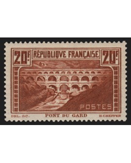n°262, Pont du Gard, Type IIB, neuf * légère, signé ROUMET - SUPERBE