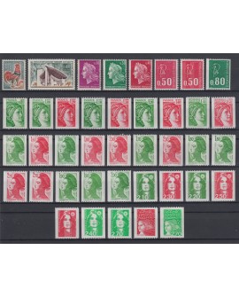 Lot de 40 timbres avec numéro rouge au verso, tous différents, neufs ** SUPERBE
