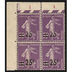 n°218, variété "surcharge incomplète" tenant à normal, neuf ** - SUPERBE