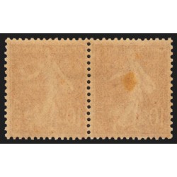 n°135, variété "anneau-lune" tenant à normal, neuf ** sans charnière - TB