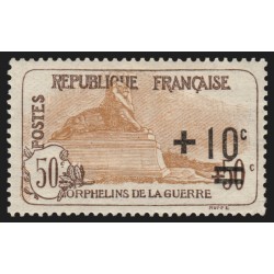 n°167, Orphelins, 10c sur 50c+50c brun-clair, neuf ** sans charnière - TB