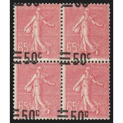 n°224, variété "surcharge à cheval", neuf **/* sans charnière - SUPERBE