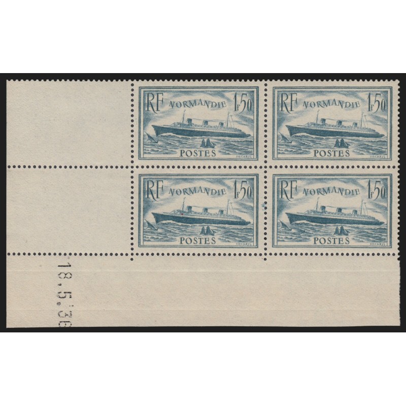 n°300, Paquebot Normandie 1fr50 bleu-clair, bloc coin daté 1936, neuf ** - TB