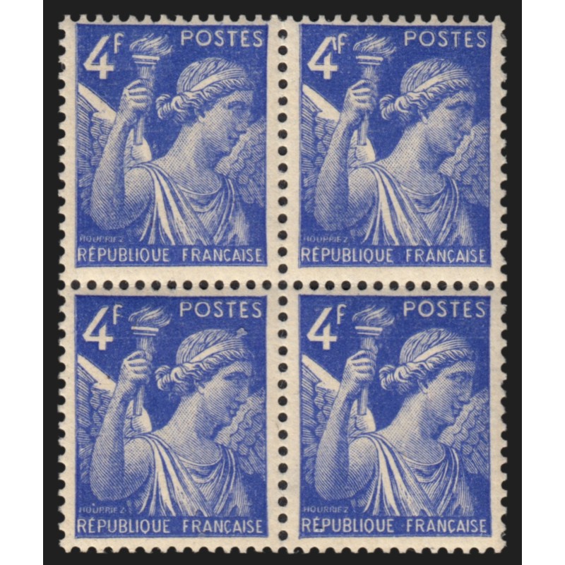 n°656a, variété "4 crochet" tenant à normal, Iris 4fr bleu, neuf ** - SUPERBE