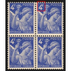 n°656a, variété "4 crochet" tenant à normal, Iris 4fr bleu, neuf ** - SUPERBE