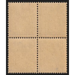 n°656a, variété "4 crochet" tenant à normal, Iris 4fr bleu, neuf ** - SUPERBE