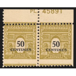 n°704, variété "piquage à cheval", Arc de Triomphe, neufs ** sans charnière TB