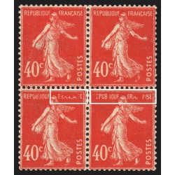 n°194, variété "République Française partielle" tenant à normal, neufs ** SUP