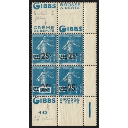 n°217, variété "2 et 5 reliés" double-bande publicitaire Gibbs, neufs **/*