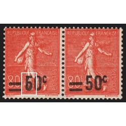 n°220a, variété "boucle du 5 fermée" tenant à normal, neufs ** - TB