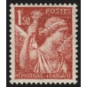 n°652n, variété "papier Japon", Iris 1fr50 rouge-brun, neuf * - SUPERBE