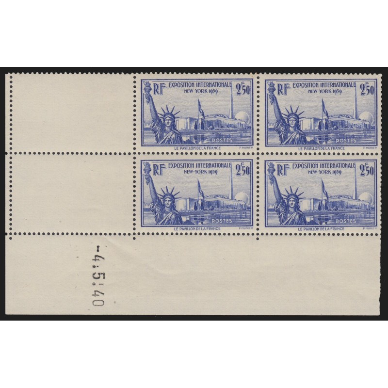 n°458, bloc de quatre coin daté 1940, Exposition New-York, neuf ** - TB