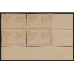 n°460, bloc de quatre coin daté 1940, Croix-Rouge, neuf ** sans charnière - TB