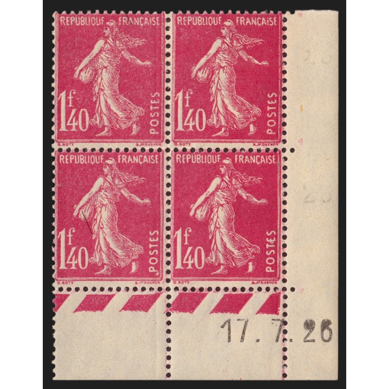 n°196, bloc de quatre coin daté 1926, Semeuse camée 1fr40 rose, neuf **/* - TB n°196, bloc de quatre coin daté 1926, Semeuse camée 1fr40 rose, neuf **/* - TB