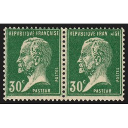 n°174, variété "FRAN AISE" tenant à normal, Pasteur, neuf ** sans charnière SUP