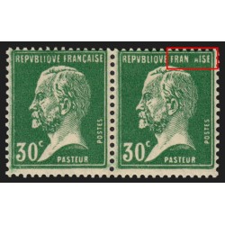 n°174, variété "FRAN AISE" tenant à normal, Pasteur, neuf ** sans charnière SUP