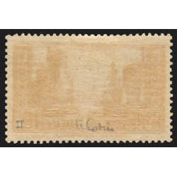 n°261c, Port de La Rochelle, 10fr bleu, Type II, neuf * légère trace de ch. TB