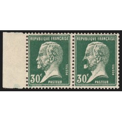 n°174, variété "moustache" tenant à normal, Pasteur 30c vert, neuf ** SUPERBE