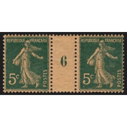 n°137, paire millésime 6 sur papier GC, Semeuse 5c vert-foncé, neuf ** - TB