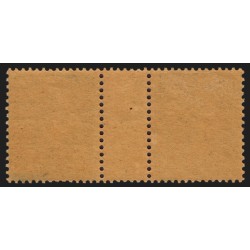 n°137, paire millésime 6 sur papier GC, Semeuse 5c vert-foncé, neuf ** - TB