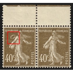 n°193, variété "anneau-lune" tenant à normal, Semeuse 40c brun-olive, neufs **
