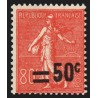 n°220, variété "surcharge décalée", Semeuse 50c sur 80c rouge, neuf ** - TB