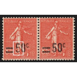 n°221, variété "surcharge usée / 50c encoché", neuf ** sans charnière - TB