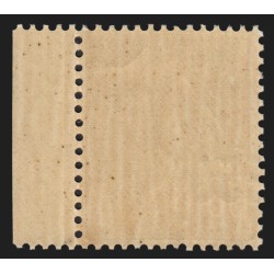n°223, variété "surcharge à cheval" Semeuse 50c sur 65c violet, neuf ** SUPERBE