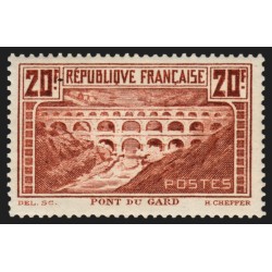 n°262A, Pont du Gard, 20fr chaudron-clair, Type I, dentelé 13.5 quasi ** - TB