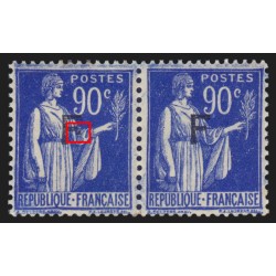 Franchise Militaire n°10a, variété "Point après le F" tenant à normal, neuf **